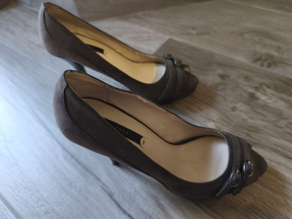 Sapatos Zara  -  Tamanho 37