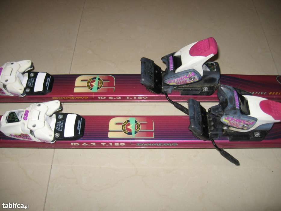 Narty  zjazdowe Dynastar