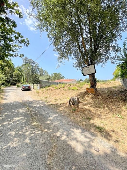 Terreno para Construção com Projeto Aprovado, localizado a beira da N2