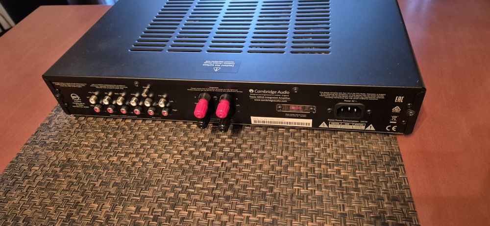Conjunto Amplificador e Colunas Cambridge + Gira-discos Denon
