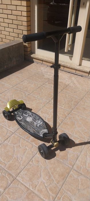 Vendo trotinete não elétrica em bom estado