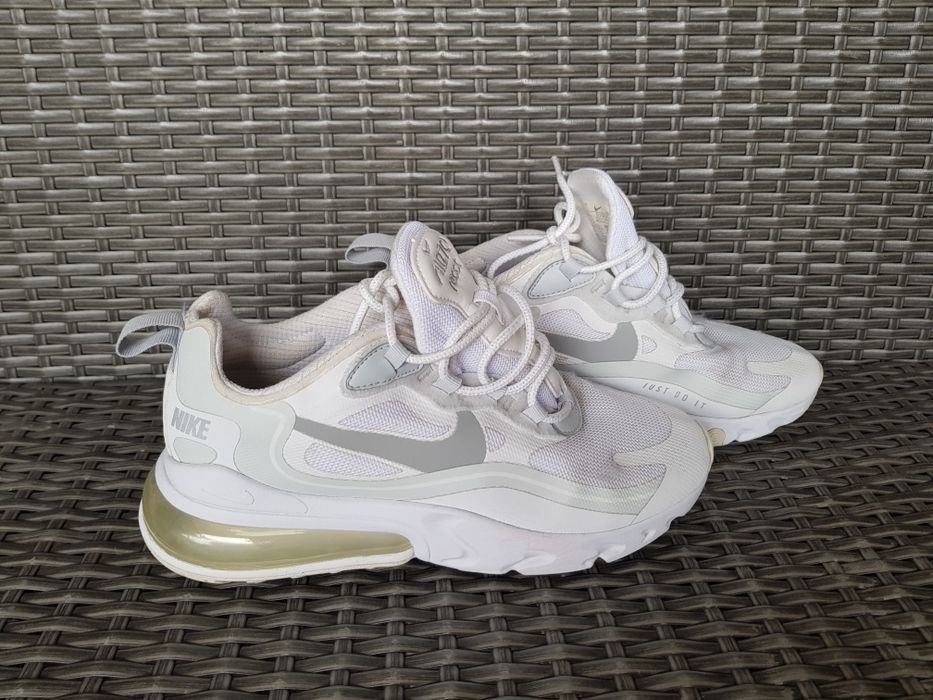 Кросівки Nike air max 270