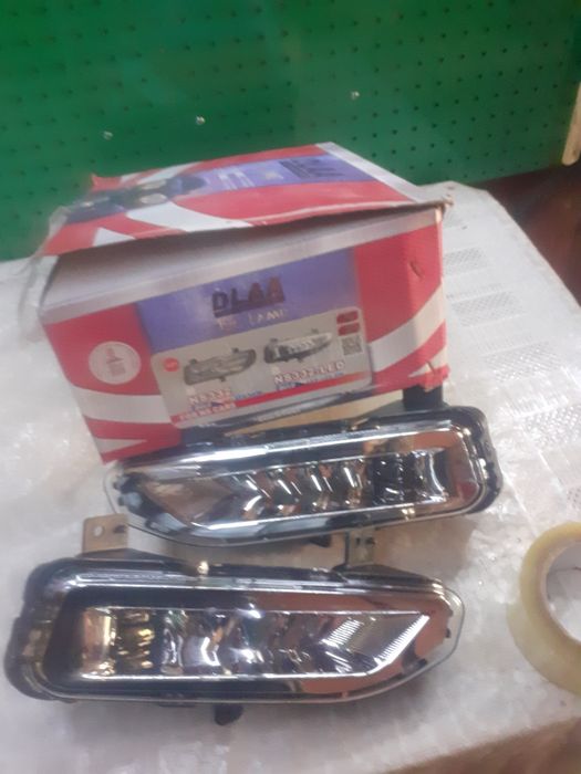 Продам фары противотуманки разные