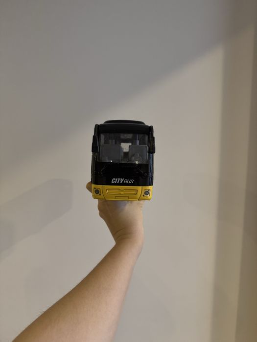 Автомобіль на радіокеруванні OTAMANKO TOUR BUS жовтий