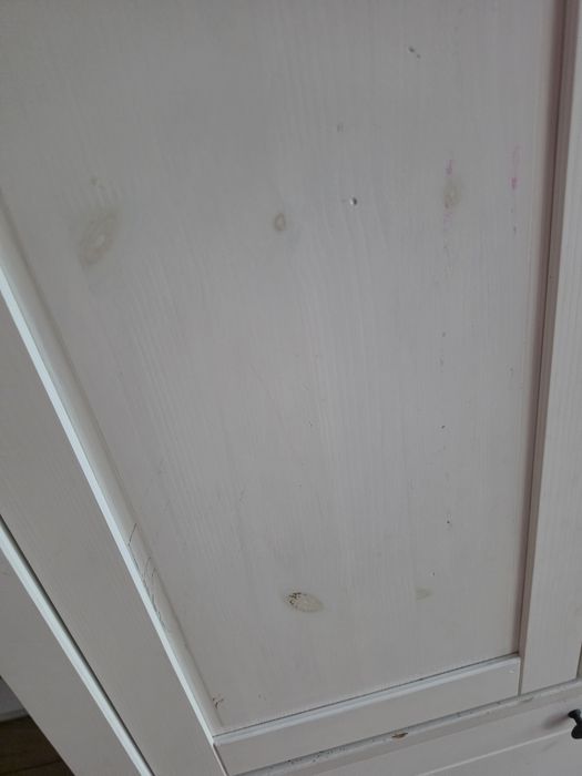 Ikea Sundvik biała szafa sosnowa