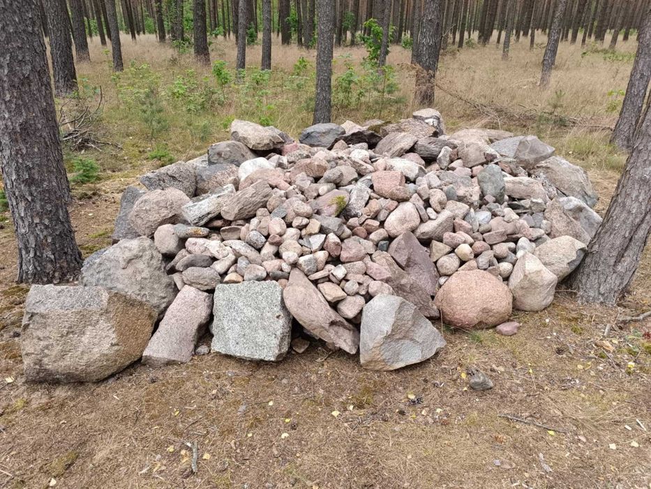 Duże kamienie, głazy ozdobne