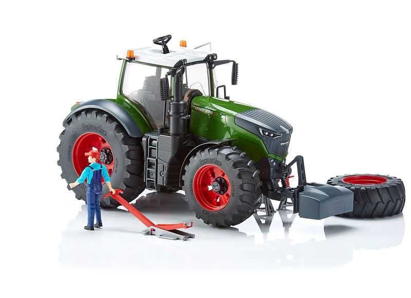 Трактор Fendt 1050 Vario з водієм і та інструментами Bruder 04041