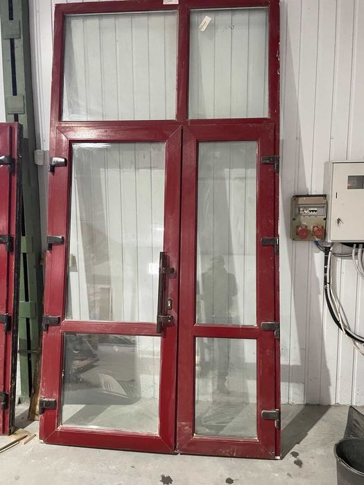 Продам металопластикові двері