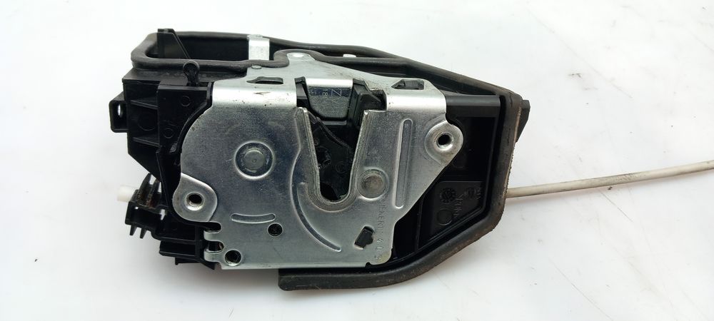 Fechadura / fecho porta trás direito BMW 3 Gran Turismo (F34)