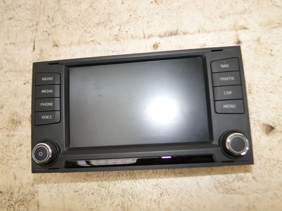 SEAT LEON III 3 5F MONITOR EKRAN WYŚWIETLACZ RADIA NAWIGACJI ZEGAREK EUROPA