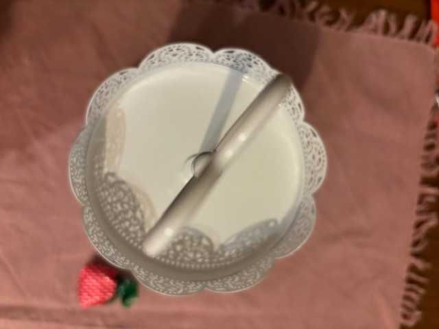 Patera do cukierków Biała koronkowa