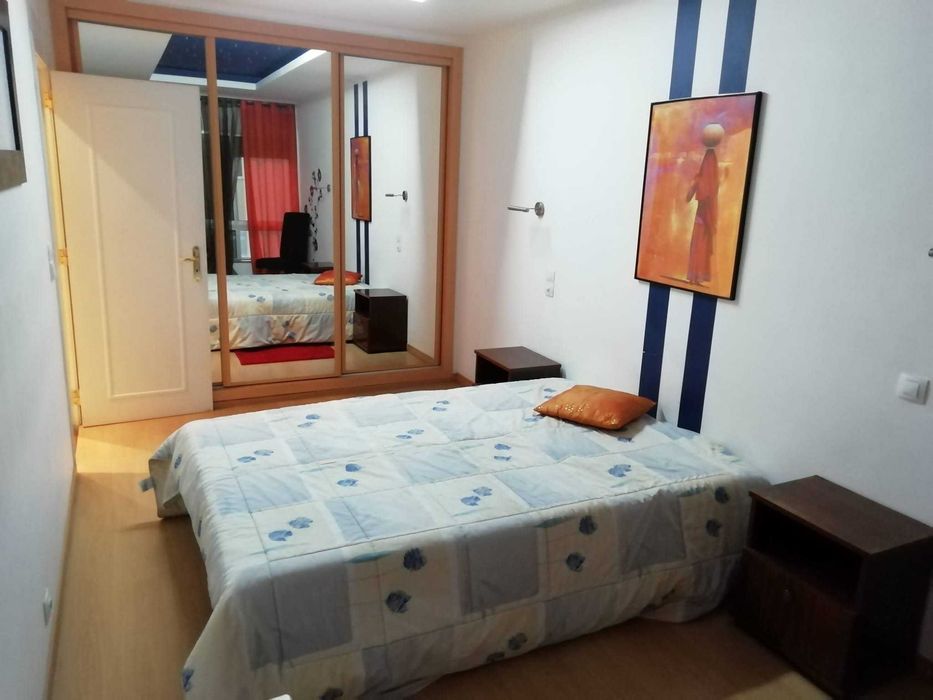 Alugo quarto Torre da Marinha