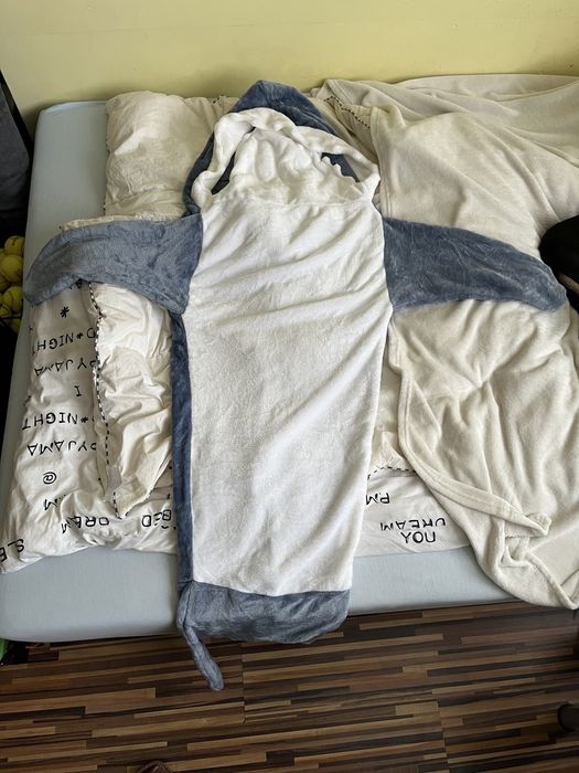 Koc Rekinek nieużywany 170cm (na wzrost 135-155cm)