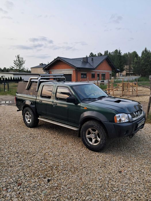 Nissan navara 2005