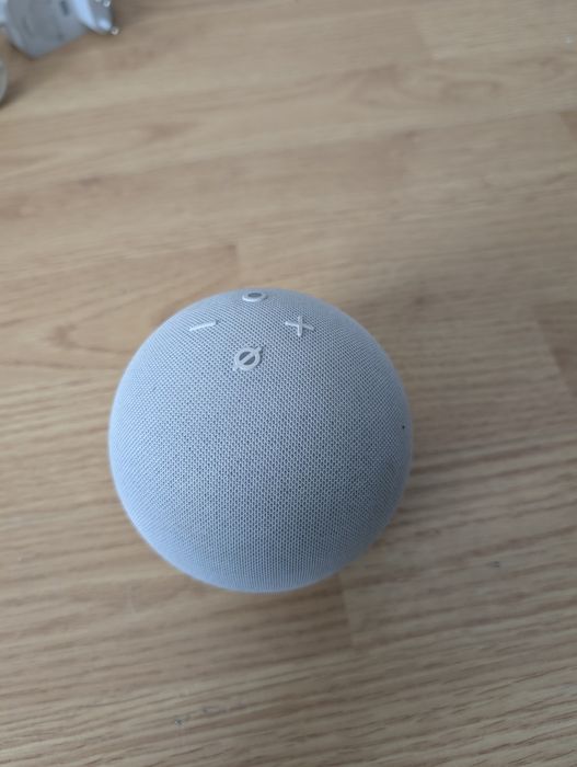 Tania jak nowy głośnik ai Amazon dot echo 4 z wyświetlaczem