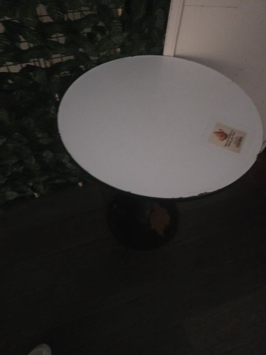 Mesas e Cadeiras de Restaurante em Madeira Maciça