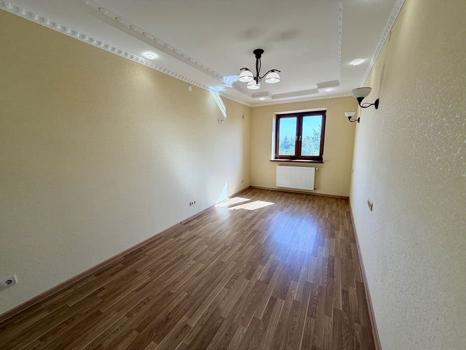 Будинок преміумкласу в Малехові | 271,7 м² | Ділянка 10 сотих