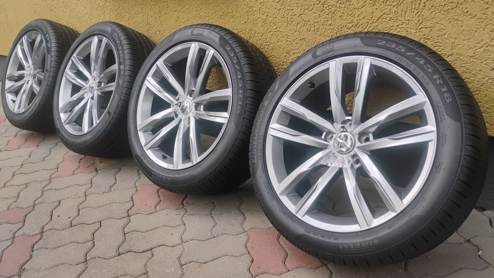 Felgi Vw 18 Passat 3G0 B8 ET44 8J NOWE Skoda 5x112 Dartford Pirelli