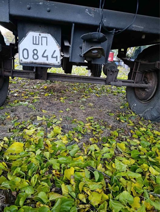 Продам прицеп 2 ПТС4 на тягах