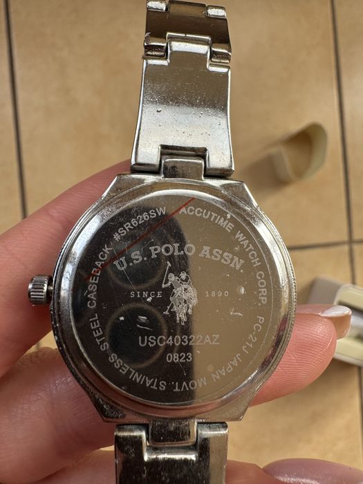 часы женские U.S Polo assn с камнями