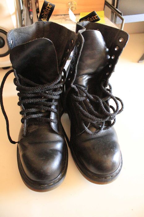 Dr. Martens Tamanho 41 (Serve 42)