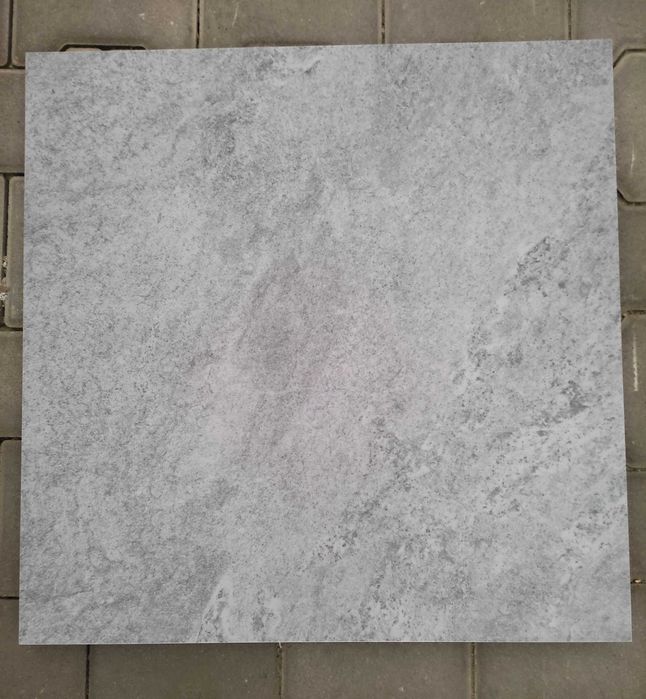 Płytki gresowe,  60x60x0,8 cm BL2121 Gat.1