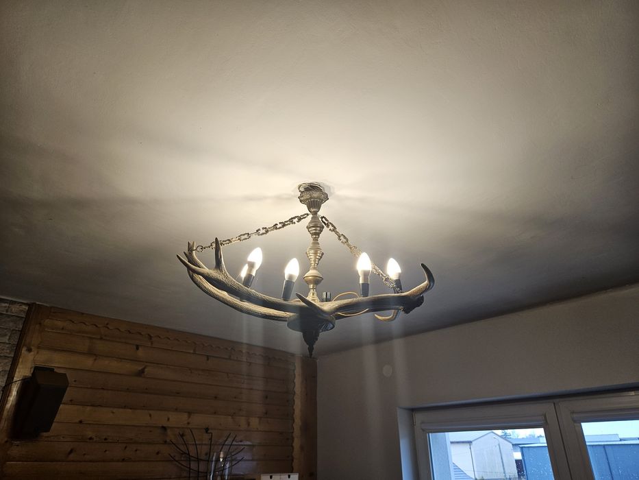 Lampa, żyrandol z poroża