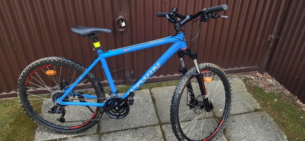 Rower z Decathlon koła 26 ,rama M