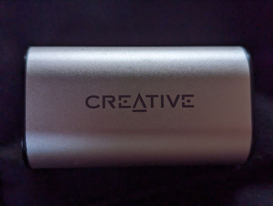 Продам безпровідні наушники creative outlier air