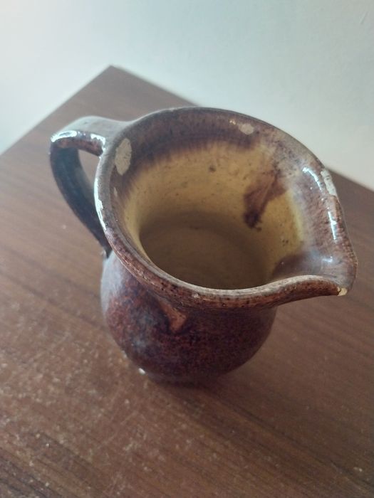 Ceramiczny dzbanek