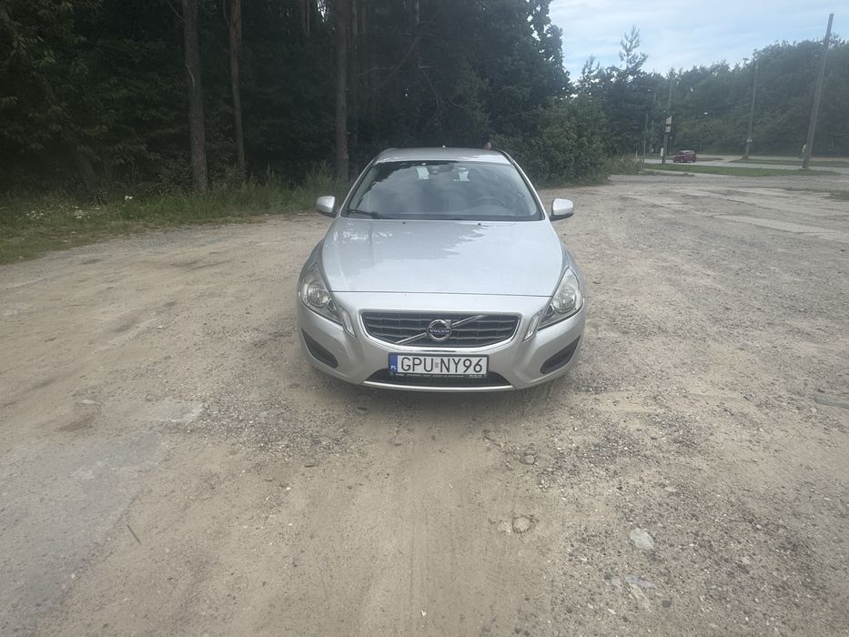 Volvo v60 2.0 D 2011