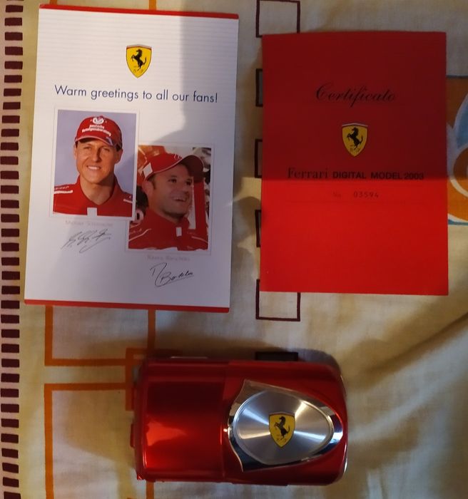 Фотоаппарат olimpus Ferrari