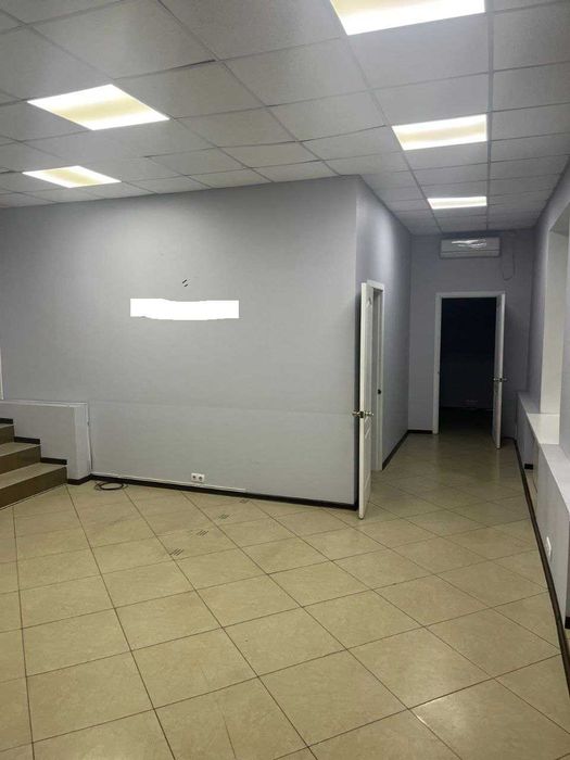 Здам в оренду комерційне приміщення в центрі міста (100–180 м²) 1й пов
