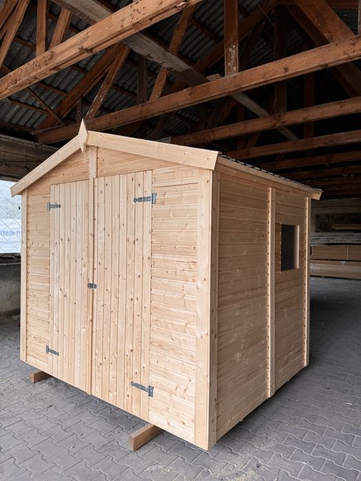 Narzędziowy domek o powierzchni 4,5m2, świerk skandynawski złóż do sam