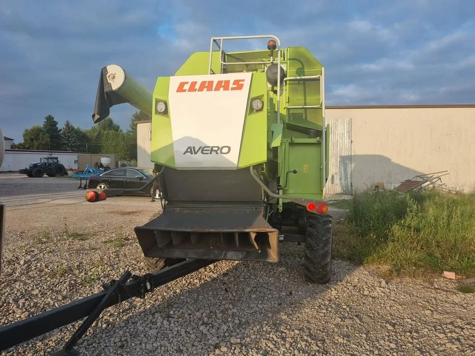 Claas  kombajn avero