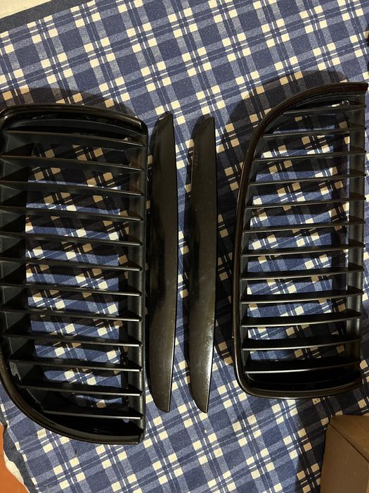 Grelhas Bmw e90 320d