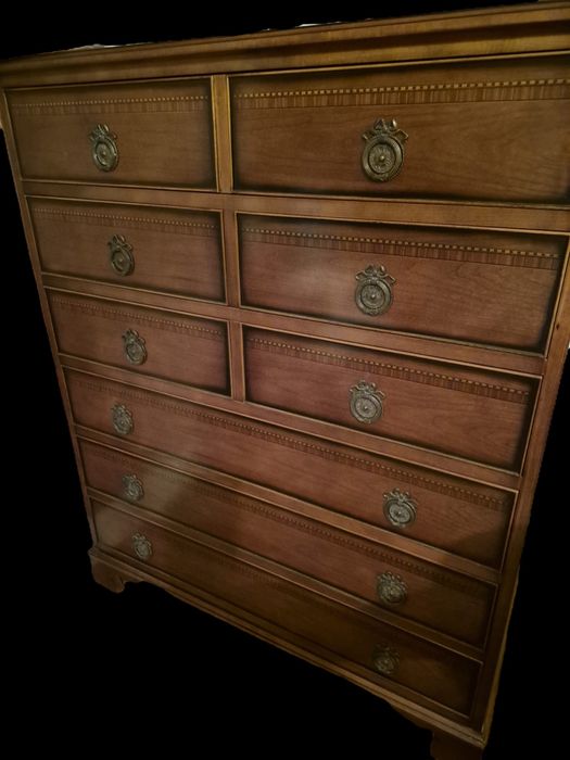 Mobilia de quarto em cerejeira