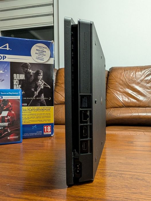 PlayStation 4 Slim 1TB | Пломба | Повний комплект