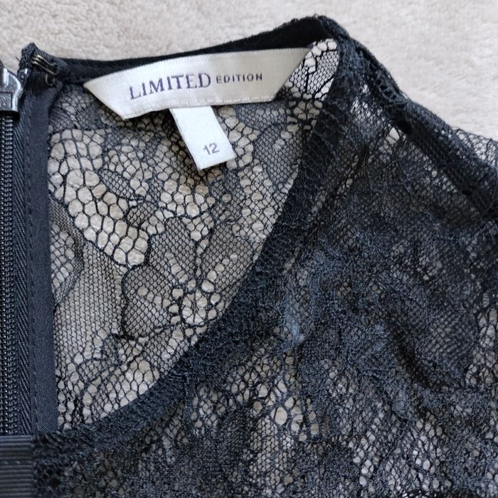 Czarna sukienka rozmiar 38