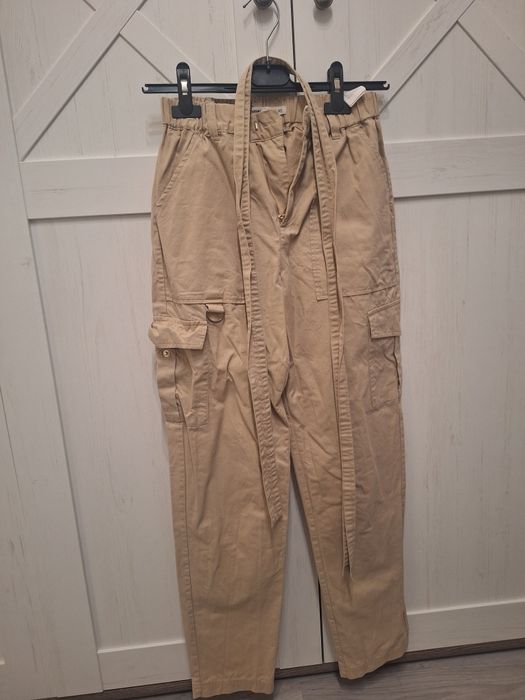 Spodnie ala bojówki sinsay XS beżowe