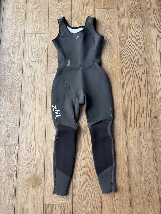 Sprzedam damską piankę Zhik – rozmiar M