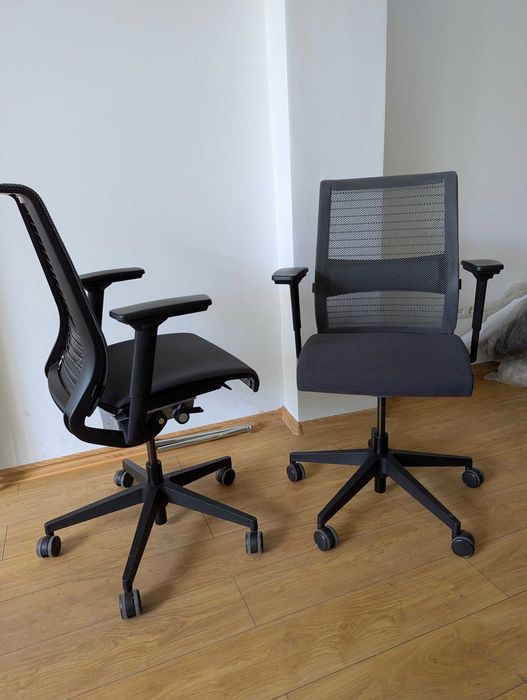 Steelcase Think V1 ергономічне офісне крісло