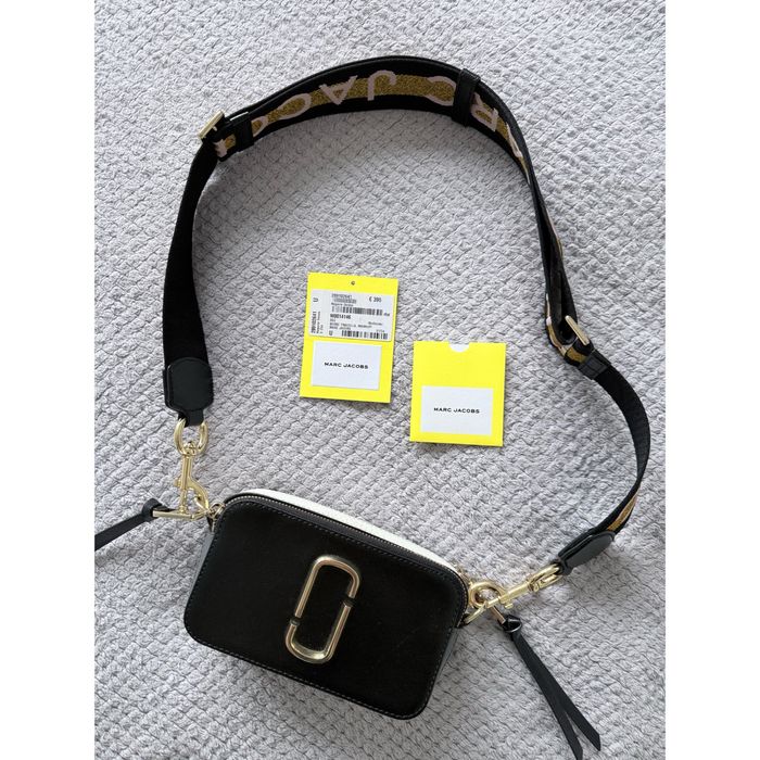 Czarna skórzana torebka Marc Jacobs The snapshot czarno-złoty pasek
