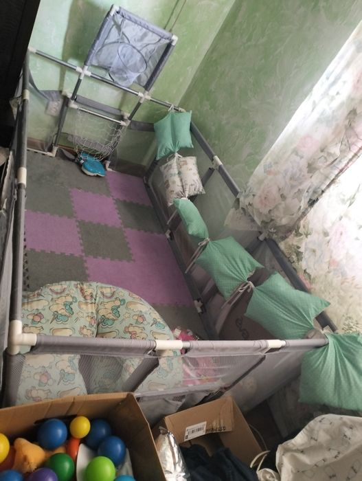 Манеж із баскетбольним кільцем та воротами 180×120 см
