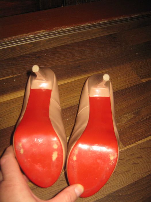 Стрипы,размер 38,в хорошем состоянии.Кожа.