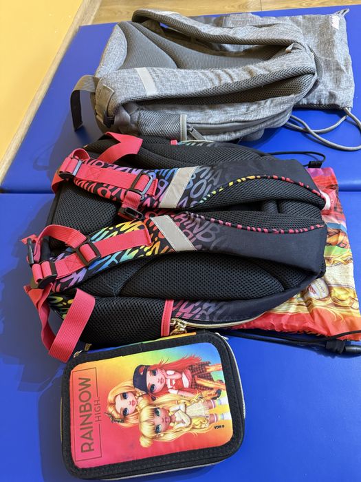 Plecaki zestaw BeQniq z piórnikami