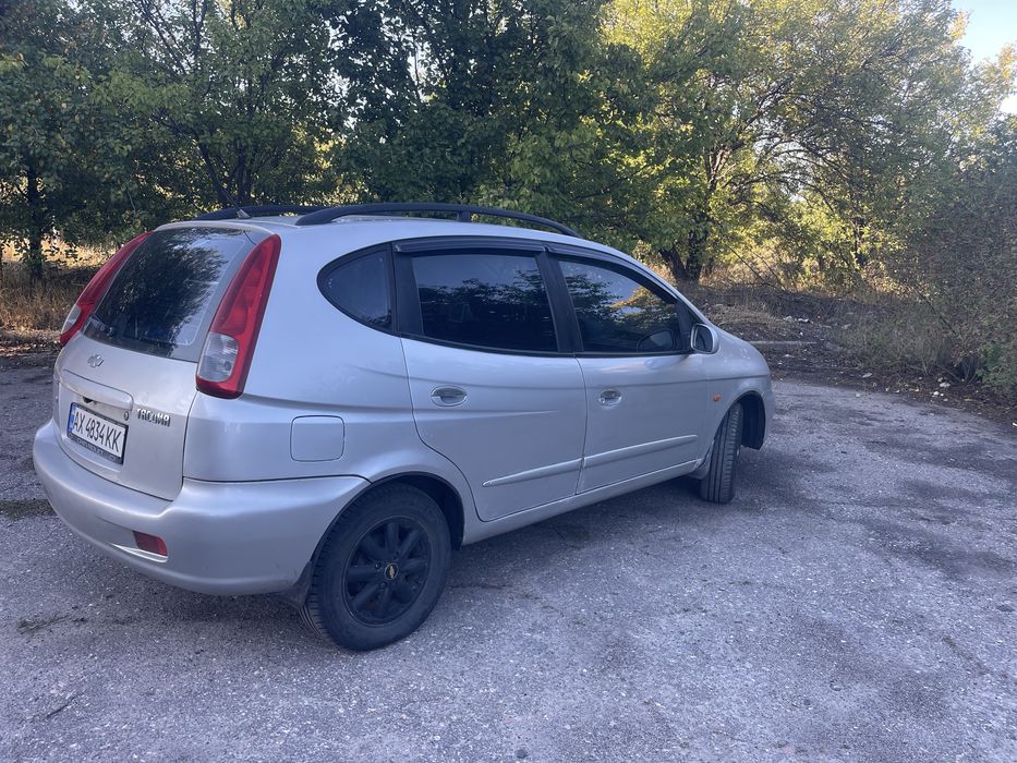 Шевроле Такума 2л автомат