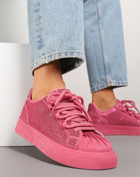 Trampki z cyrkoniami