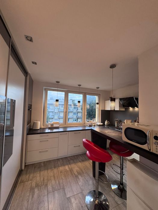 Studio 40 m², Centrum Słupska — duży balkon, widok na rzekę i zabytki
