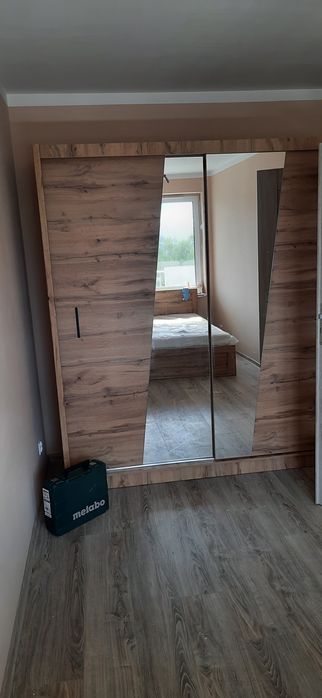 Skręcanie montaż mebli szafa, komoda...